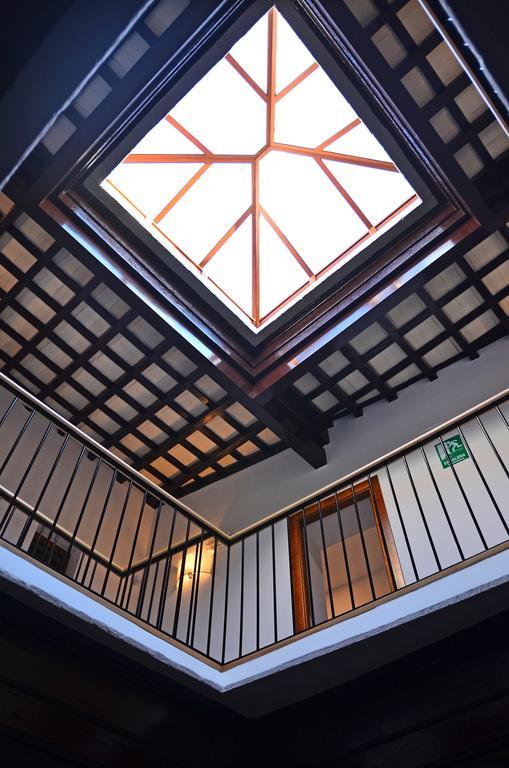 Hostal La Fonda كونيل ذي لا فرونتيرا المظهر الخارجي الصورة